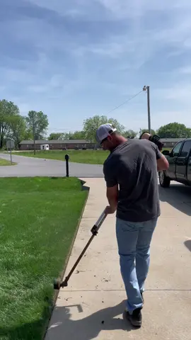 Replying to @Jon cuti Darwins Grip on your weedeater is a must have #lawntok #weedeatertiktok #darwinsgrip 