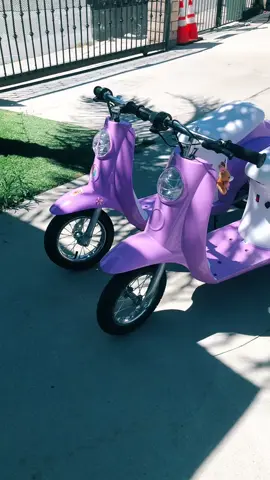 First video! ⚡️💜🫶🏼 #fyp #moped #purplevibes #aesthetic #preppy #owner1 #owner2 #life #fun!!
