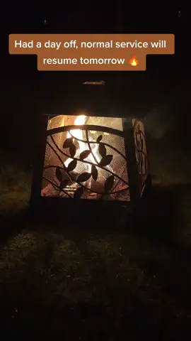 spent today having a much needed clear out so the waxy plans were postponed until tomorrow #firepit #chillednight #nightoff 