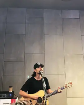 LIVE I Bunga Di Telinga by Noh Salleh @ Acoustic Session Jd Sports Pavillion -2018 Released 2014 Album: Angin Kencang Artist: Noh Salleh  #nohsalleh #bungaditelinga #nohsallehbungaditelinga   #hujanband #hujan #raingers  #fyp #fypシ #fypviralシ #jdsports #acousticguitar #indiemusic 