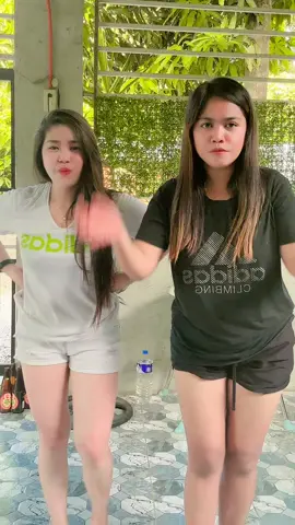 Namiss ko talaga tong kasayaw🥰 kaso inuna alak bago magtiktok kaya ayan kinalabasan🤣🤣#mybestfriend #katrish #friendshipgoals @Irish Shop🐝 