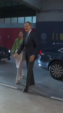 New Update!  6/5/2023 King Felipe VI and Infanta Sofia watched the Copa Del Rey match between Real Madrid vs Osasuna with a final score of 2 : 1 #infantasofia #infantasofiaofspain #sofia #infanta #sofiadeborbon #infantasofia🇪🇸  #leonorysofia #princessleonor #kingfelipevi #realmadrid #osasuna #football #royalfamily #royalfamily🇪🇸👑🇪🇸 #espanol #spanyol #spain  #copadelrey #karimbenzema #fyp #fypシ #foryou #viral #CapCut 