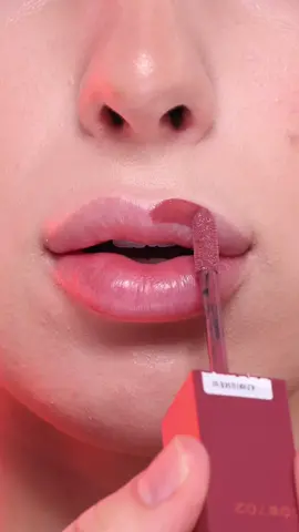 @Maybelline New York  110 awestruck vinyl lipstick #glossylips #lipstickswatch #lipglossswatches #makeuplook #glossylips #makeupinspiration #lipgloss