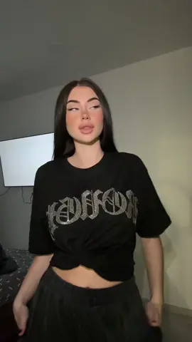 English girl named Fiona🥷🖤#fypシ゚viral🖤tiktok☆♡ #russmillions #popular #transition 