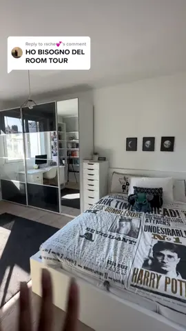 Replying to @rache💕 finalmente il room tour che mi chiedete da sempre hahahah (ps: i mobili non so come si chiamano e sono tutti di ikea) #perte #fypシ #RoomTour 