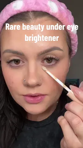 Trying the Rare beauty under eye brightener 💗 #fyp #grwm #rarebeauty #selenagomez #rarebeautyundereyebrightener 