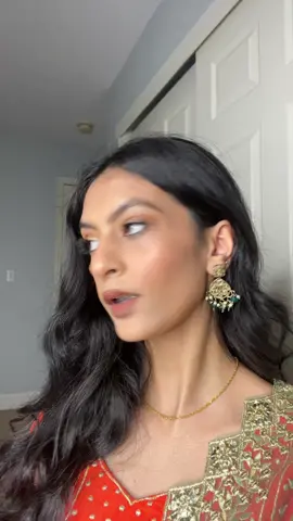 #twolooksinone #newtransition #kalachashmaa #transition #transformation #makeuptransformation #makeuptransition #browntiktok #browngirl #punjabi #browngirl 