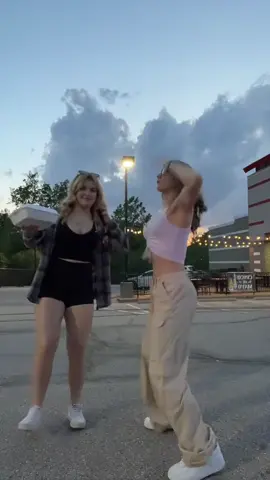 hyper