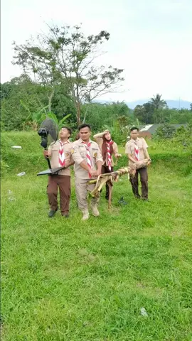 Ternyata Kulit gebog pisang ini kalo dibikin sate enak banget teman-teman😍😄