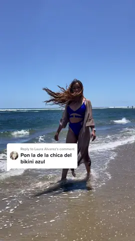 Replying to @Laura Alvarez la chica del bikini azul 🧜🏻‍♀️ 🔵 #fyp #parati #lachicadelbikiniazul💙 #chicastiktok #bikiniazul #trend #xyzbca 