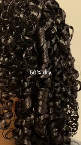 #curlyhair #curlyhairtiktok #curlyhairtok 