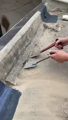 Sealing the roof