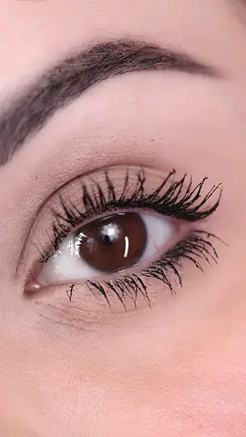 Todo mundo ama um combo beleza e praticidade né? 💖✨ Nossa máscara peel off e super facil na hora de retirar!  Voce vai se apaixonar. 🥰 #mascaradecilios #melu #make #maquiagem 