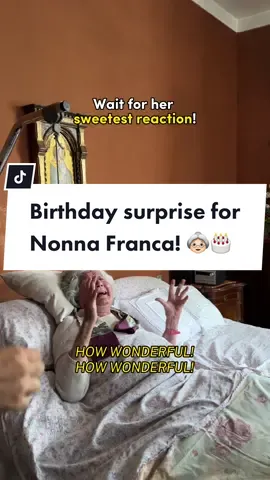 Buon compleanno Nonna Franca! 🥂🎂❤️ #cosimoandthehotcoals #jazz #jazzband #jazzmusic #hotjazz #neworleansjazz #jazztok #dixieland #dixielandjazz #roaring20s #musician #happybirthday #musiciansofinstagram #musicianlife #jazzy #swing #grandma #grandmacore #heartwarming #Love #family #italy #italians #italianstyle #birthdaygirl #birthdaysong #birthdaysurprise #surprise 