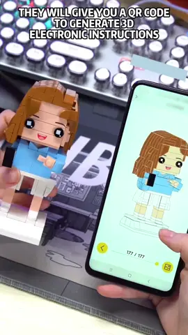 Custom Brickheadz are sooo adorable! #brickheadz #toys #figures #cute #mothersday 