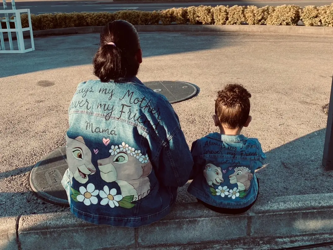 Always my Mother Forever my Friend 🦁🌸 #always #mother #daughter #matching #matchingoutfit #motherdaughter #myfriendforever #forever #loveyou 