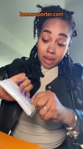 Don’t walk but run!!!! Or you can jog but either way go get you one!!! #affordablefashion #baddieonabudget #luxurylifestyle #educational #finds #unboxing #newbag #iammrsporter 