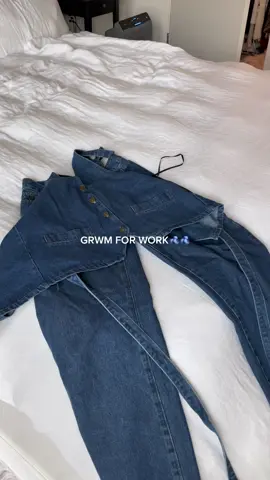 grwm for work today💌 wearing @LIONESS #fashiontiktok #fashioninspo #fashiontok #fashiontips #grwm #OOTD 