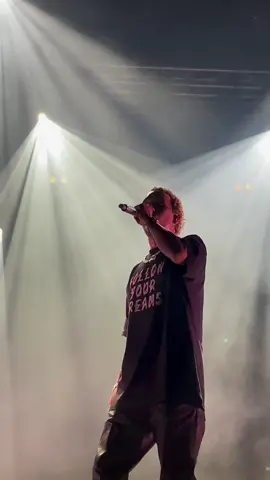 10’ | #laylow #urbanempire #concert #rapfr #pourtoi #fyp 