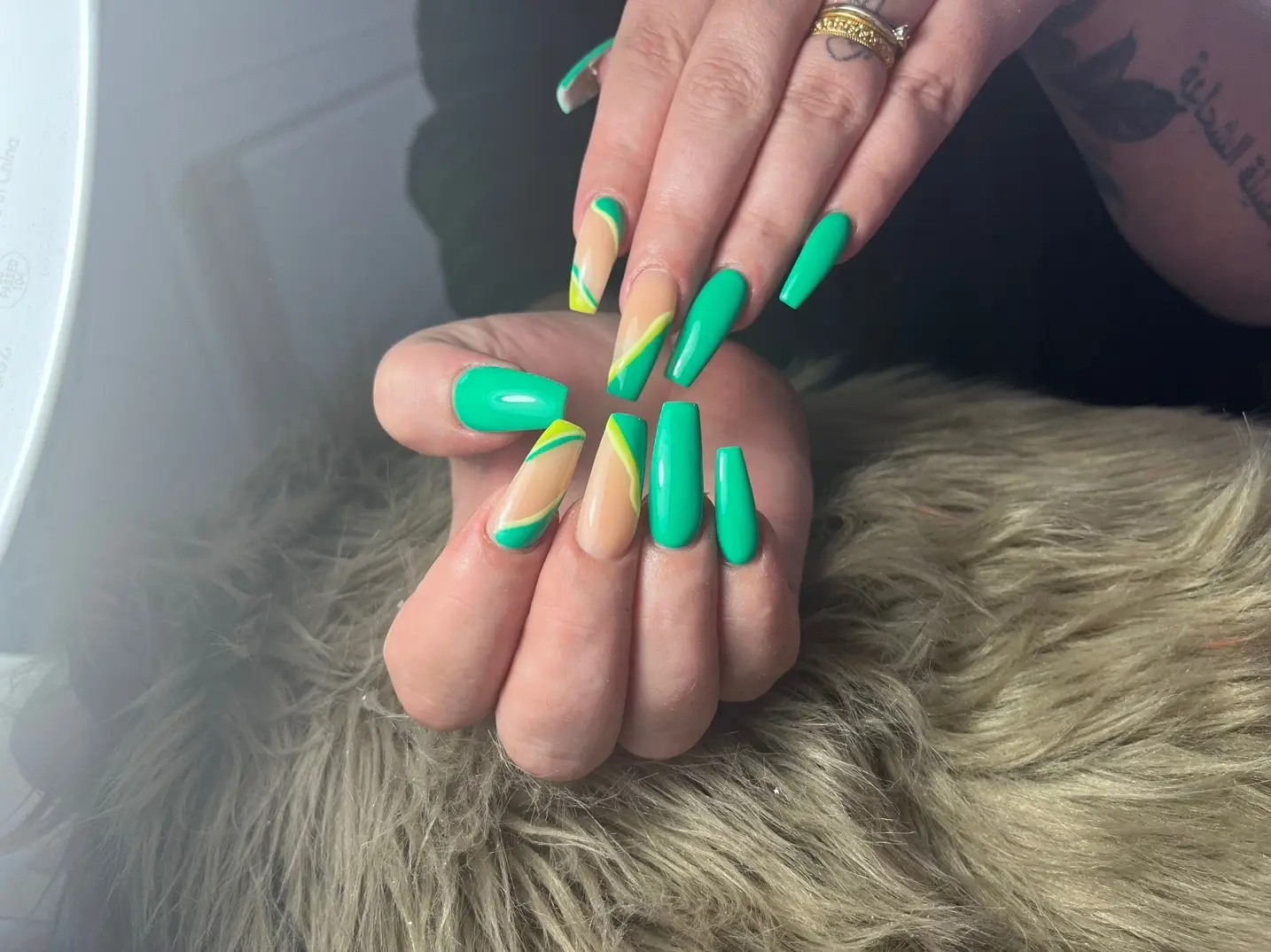 @COCO Nails Bar #nailsart#nails#nailsfluo#nailsperfect#perfection#manicure#greennails#prothesisteongulaire