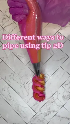 Different ways to pipe using wilton piping top 2D💕✨🫶🏻 #cake #cupcakes #cakereel #cakereels #food #Foodie #viral #cakemaking #cupcakedecorating #cupcaketiktok #baketok #caketok #cakemaker #homemade #reelsviral #satisfying #satisfyingvideo #pipingvideo #foodoftheday #fyp #cakelover #howto #tutorial #LearnOnTikTok 