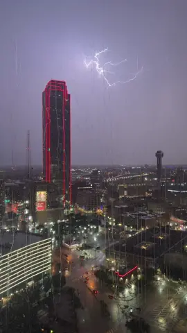 i used to hate when it stormed but it’s not so bad anymore if this is what i get to see #fyp #dallas #apartment #rain #lightning #storm #highrise #apartmenttherapy 