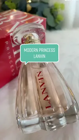 Modern Princess by Lanvin is a Floral Fruity fragrance for women. Modern Princess was launched in 2016. The nose behind this fragrance is Christophe Raynaud. Top notes are Red Apple and Red Currant; middle notes are Freesia and Jasmine; base notes are Vanilla Orchid, White Musk and White Woods. #zyperfumes×decantlyyours #lanvin #modernprincess #originalperfumes #tiktokperfume #tiktokfinds #zyfinds 