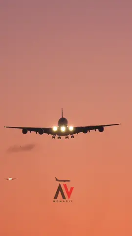 Qantas  a380 #nomadicaviation #heathrowairport #a380 