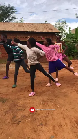How our Thursday goes with vibes @Zé Neto e Cristiano #oibalde #oibaldezenetoecristiano #foryou #trending #brasil #tiktokbrasil #unitedstates #uganda #viralvideo #kidsdancing #kids #tiktok #kidsdancing #tiktokuganda 