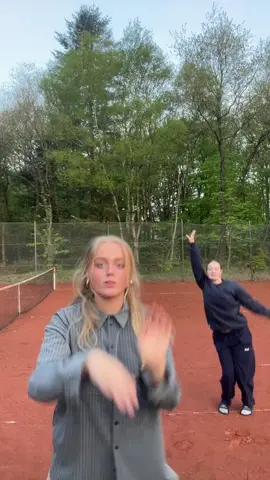 Tennis girls🎾❤️ @Matilde 🫶🏻 #2023 #fyp #sportsefterskolensine #SINE #foryou #putinwalk ❤️‍🔥