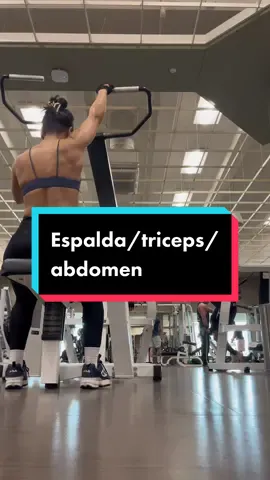 Mis triceps nada que crecen,! A ti que se te complixa crecer?  #latinastiktok #gymlatina 