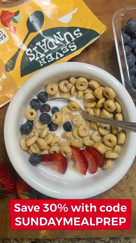 Yum! With fresh berries 🫐🍓in season I just want to enjoy them breakfast, lunch & dinner! Seven Sundays Simply Honey Upcycled Oats are the perfect pairing!  😋This NEW Oat Protein Cereal is the first of its kind made with upcycled oats from oat milk production and real simple ingredients found in the kitchen. Even better— this upcycled oat protein has 3x the protein and 2x the fiber as the whole oat. It’s good for you and the darn whole planet.  Save 30% with offer code SUNDAYMEALPREP 👉 www.sevensundays.com/sundaymealprep **Link in bio 👩‍🍳 I recommend the variety pack! #breakfast #cereal #oats #honey #nongmo #eatclean #upcycled #Sustainability #berries #fiber #healthylifestyle #bcorp. @Seven Sundays 