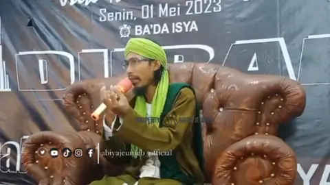 Luar Biasa Fazilah Orang Bersedekah Kepada Orang Menuntut Ilmu Agama #abiyajeunieb #fyb 