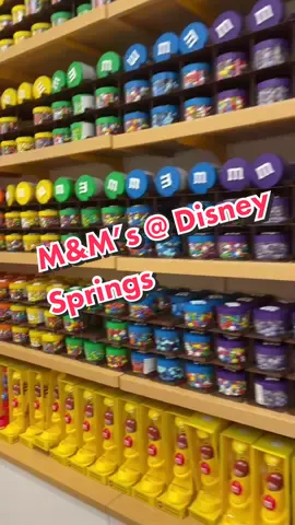 📍M&M’s @ Disney Springs #fyp #mandms #disneysprings #orlando #vacation #colors #travel 