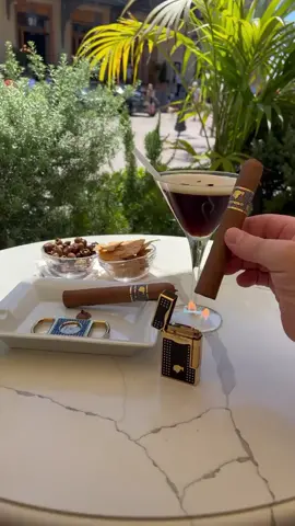 #cohibabehike 🔥💨👌😎  #cigaroftheday #stdupont #cigar #cigars  #botl  #myhabanosmoment  #cigarworld #habanos #cohibabehike56  #cohiba  #cigarpalmarki #caffedeparismontecarlo #cigartime#habanomoments 