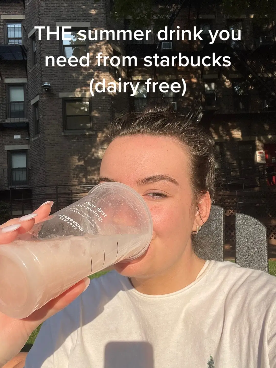 If you like sweet things this starbucks drink will actually change your life 🫡 #starbucksdrinks #starbuckssecretmenu #nocoffee #dairyfreestarbucks #starbiesrun  