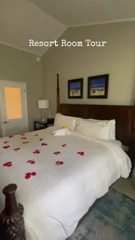 Sandals Emerald Honeymoon Hideaway Grand Luxe Room Tour #sandalslatoc #hotelroomtour #hotelsyouneedtovisit #RoomTour #stlucia #blackgirltraveltok #traveltiktok 