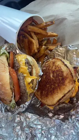 Five Guys😫😫if you think in n out is better you’re crazy!!!#fiveguys#grilledcheeseburger#fiveguysmukbang#burger#fries#muckbang#muckbangeatingshow#asmr#foodsounds#foodasmr#Foodie#viral#foodtiktok#foodvideos#eatingsounds#eatingshow#innout#inandout#animalstyle  