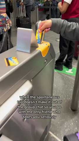 no like i’m so happy i caught this on camera you have no idea #nyc #subway 