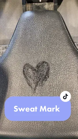 Always take a towel to wipe your seat down! #sweat #gymproblems #gymfail #womanfitnessmotivation #womenproblems #gymfit #Fitness 