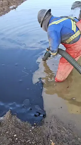 #oilstaincleanup #oilfieldlife #oilfield #blackgold #environmentallyfriendly 
