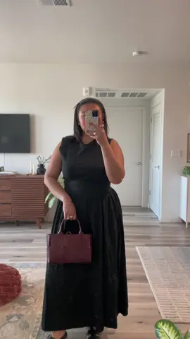 Happy Saturday🖤 #wiw #outfitoftheday #minimalfashion #toteme #vince #bottegaveneta 