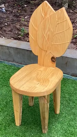 Unique Leaf-Shaped Chair Design #woodworking #woodwork #maker #joinery #wood #tools #bois #madera #holz #woodworker
