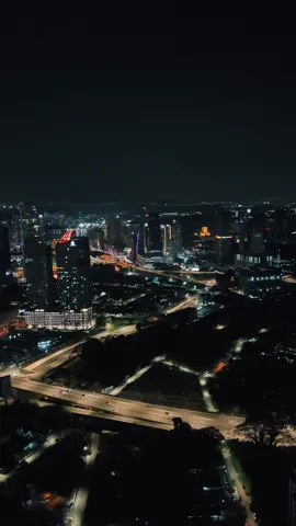 #malaysia #johorbahru #skyline #hotelview #asia #malysiaindonesia🇲🇾🇮🇩 #vacaciones #holiday #night 