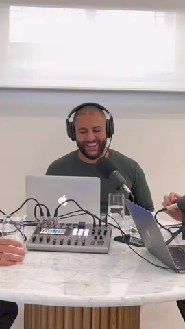 Max! Who’s Max? The boys finding out Matty’s nickname.  #podcast #podcasting #clips 