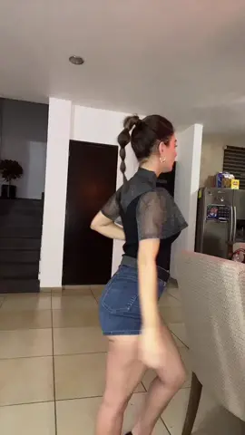 Voy a estar dedicandobailes para los primeros tres … #baile #parati 