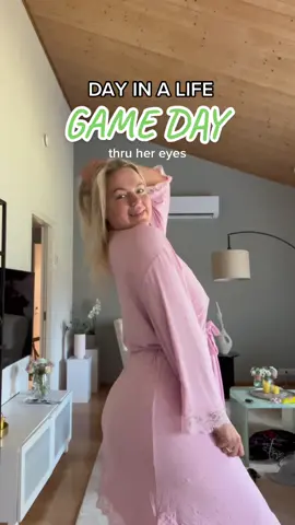 Game day through her eyes 🏈💚  #myday #dayinalife #couplestiktok #couple #foryou #football