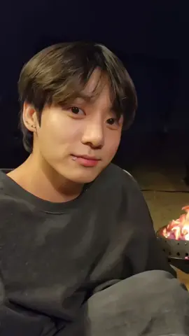 just reposted it, so you can save the pictures 💜💜💜 #jungkook #jungkookbiased #jeonjungkook #jungkookie #jungkookbts #kpop #btsarmy#jk  #btsofficialbighit #kookie #btsjungkook 