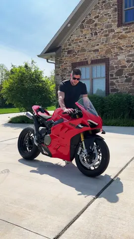Our 2023 Ducati Panigale with $10k akra exhaust and Bren stage two flash sounds INCREDIBLE!!! 🔥 This might be my favorite sounding bike of all time. What do you guys think? 🤔 #ducati #panigale #ducatipanigale #superbike #ducatilove #fyp #dreambike #akrapovic #ducativ4 #ducatista #motomillion 