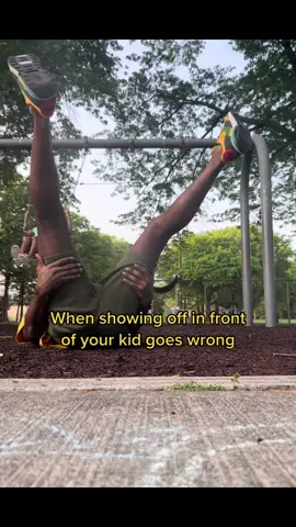🗣️‼️‼️‼️MEDIC #fyp #fypシ #fypシ゚viral #viral #playground #donna #mandown #ouch #foryourpage #haha #damnit #dad #imokay 